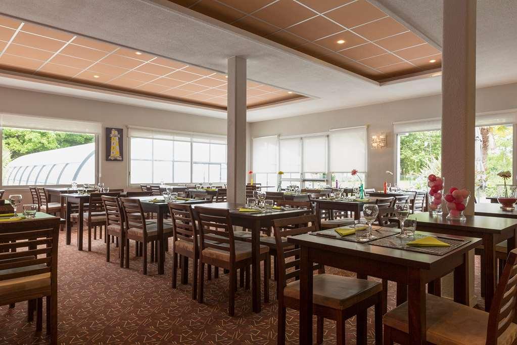 Hotel Du Golf Saint-Laurent 플뢰멜 레스토랑 사진